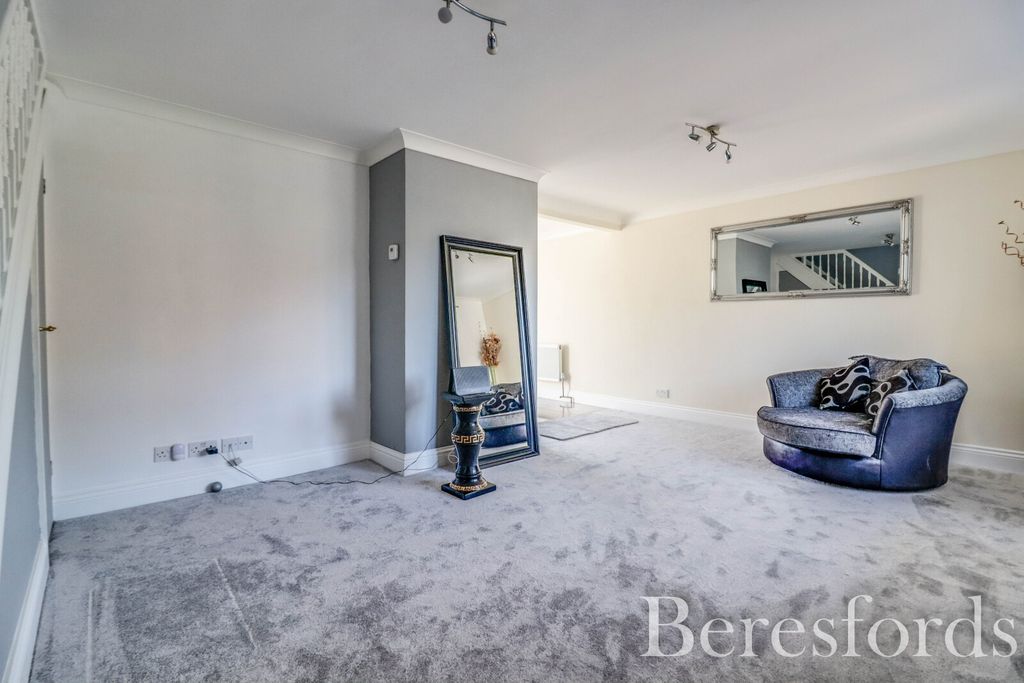 Property photo 2 of 14 Picture 2