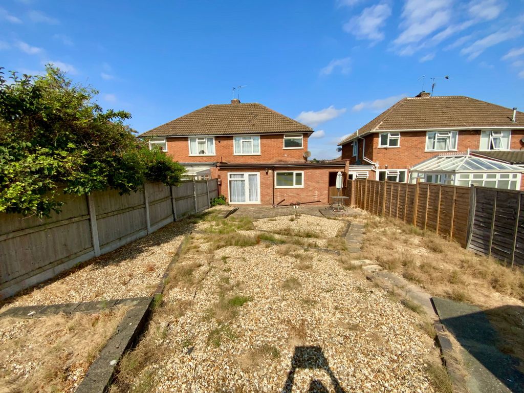 Property photo 2 of 11