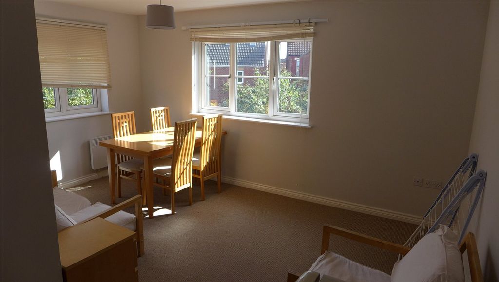 Property photo 2 of 6 Picture No. 19