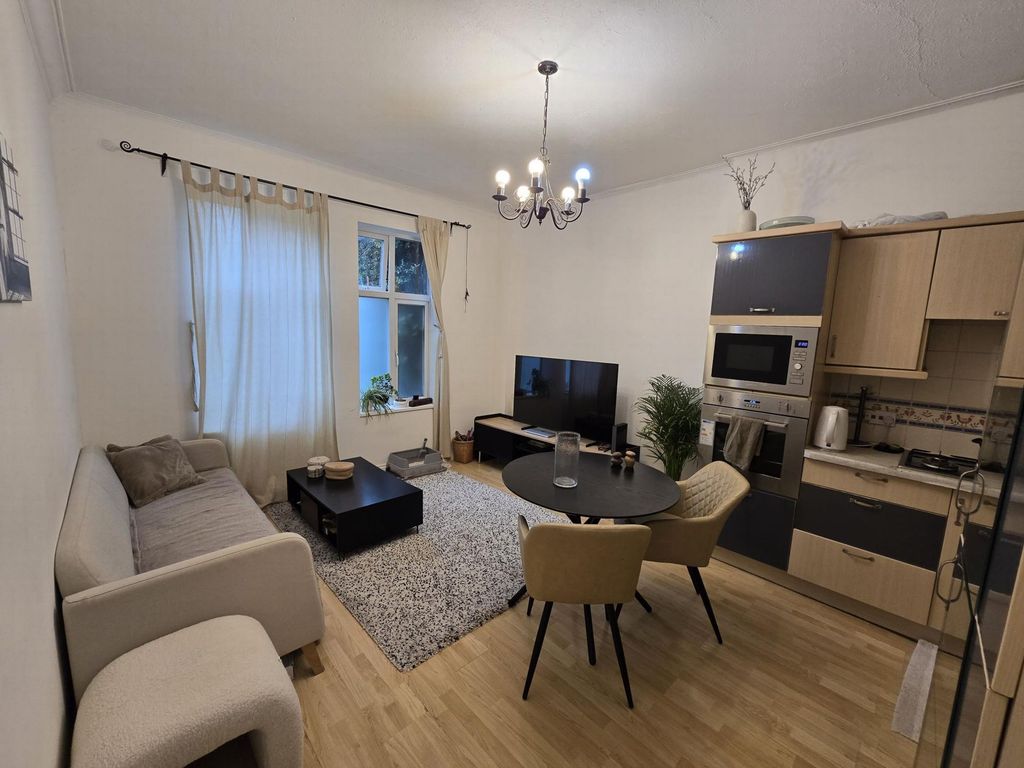 Property photo 1 of 6 Photo 1