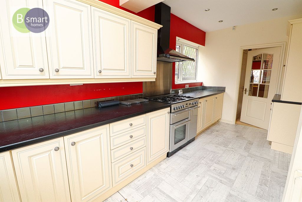 Property photo 2 of 17 Img_0271