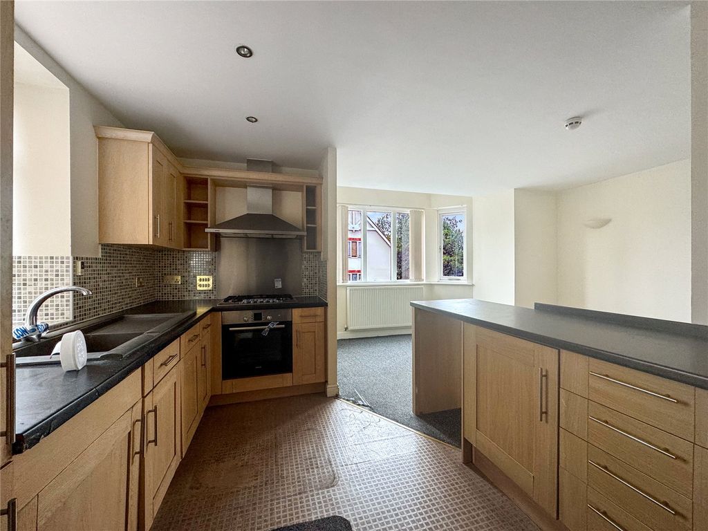 Property photo 3 of 19 Kitchen Diner