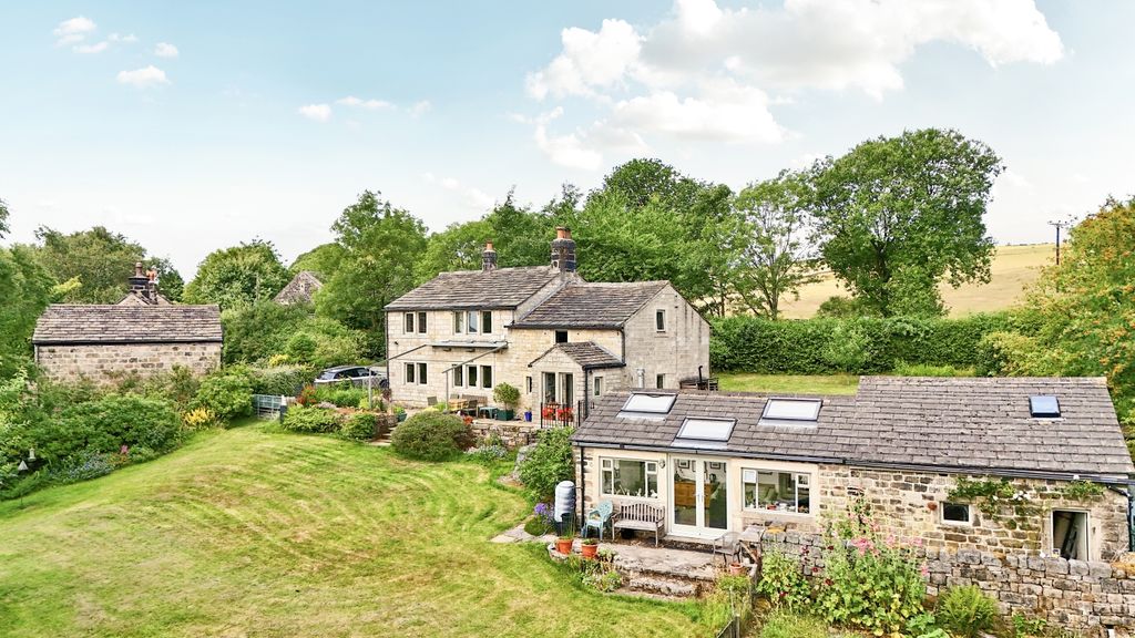 Property photo 1 of 28 Rawtonstall House