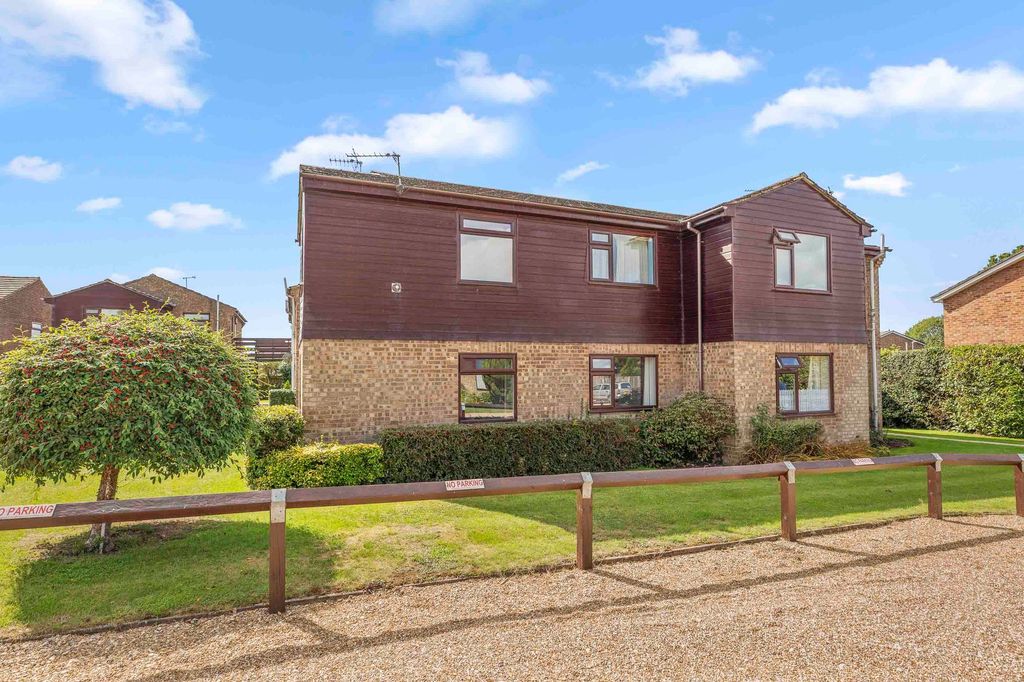 Property photo 2 of 15