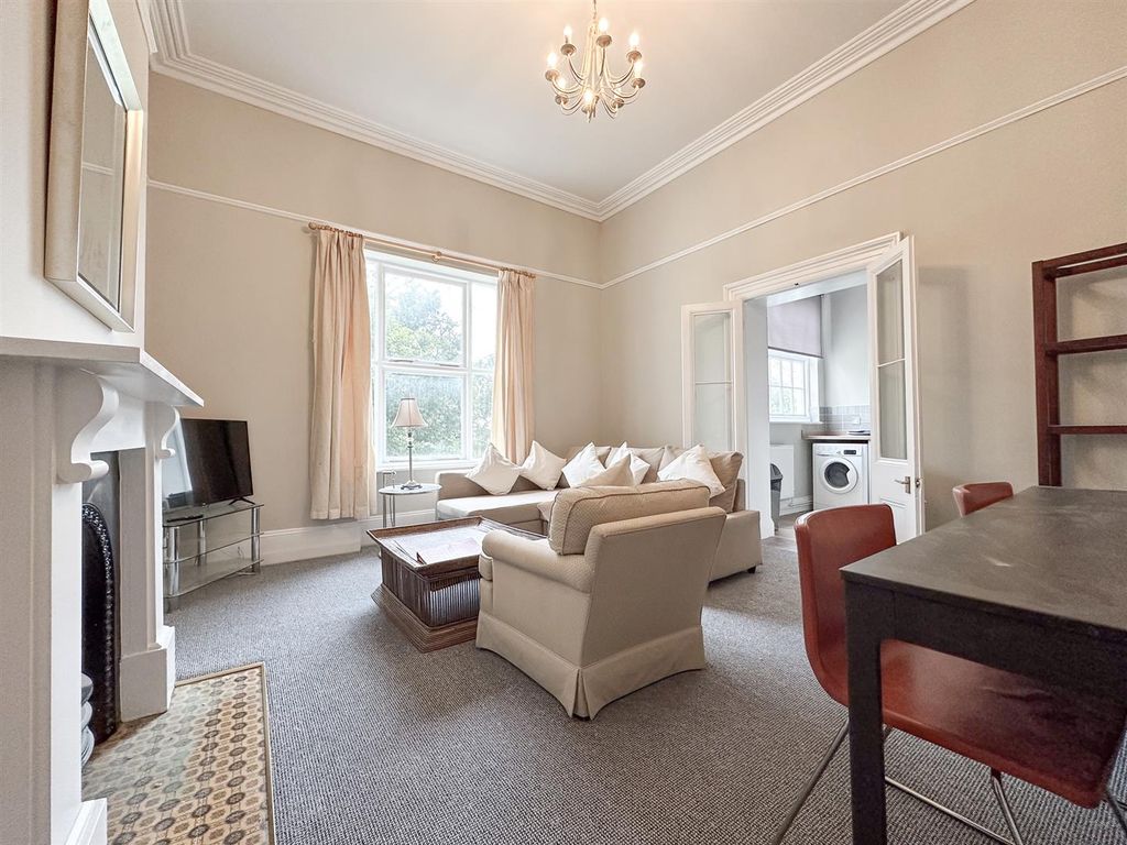 Property photo 3 of 7 Sitting Room