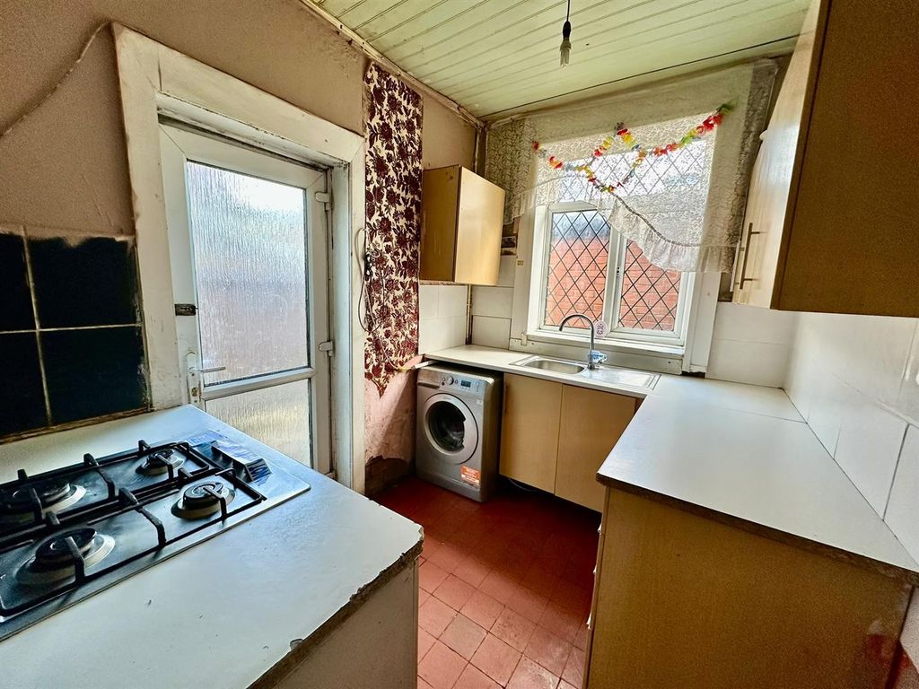 Property photo 2 of 4 Kichen