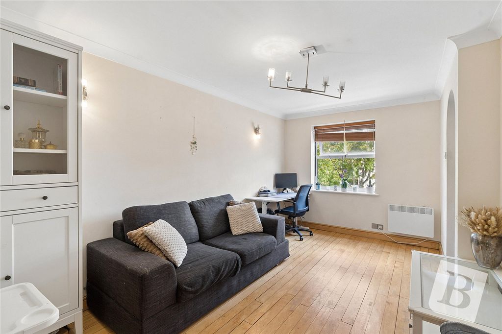 Property photo 2 of 11 Picture No. 03