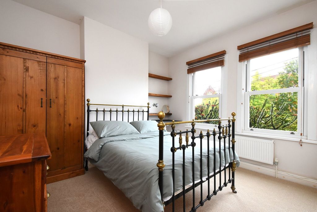 Property photo 3 of 12