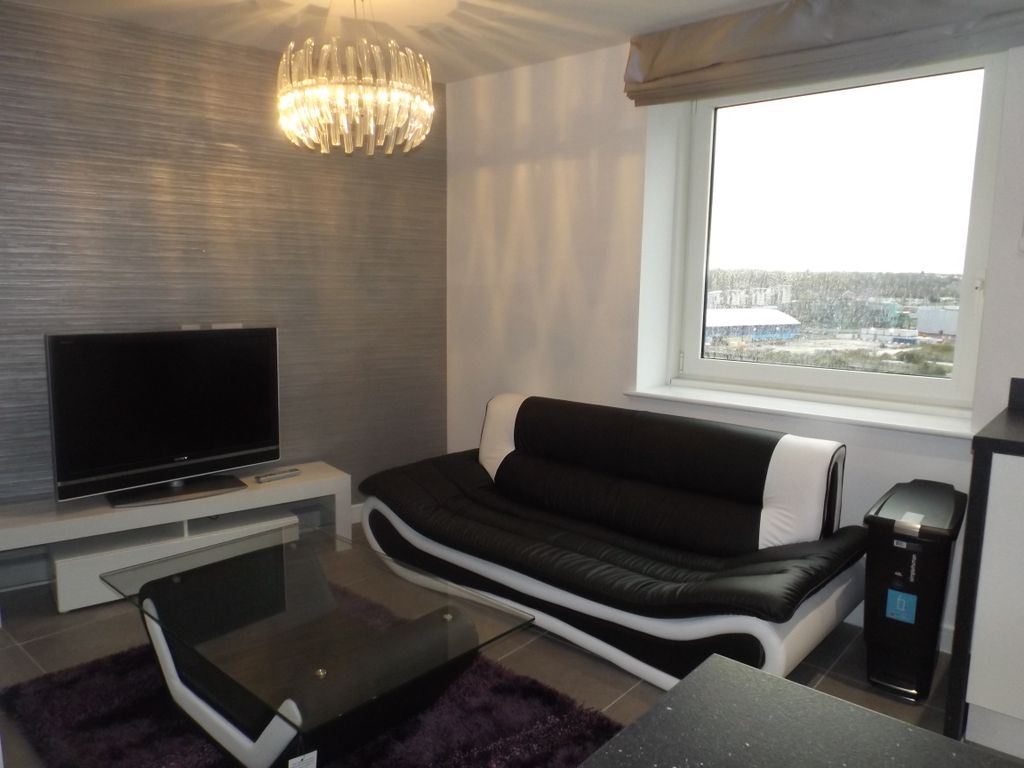 Property photo 2 of 19