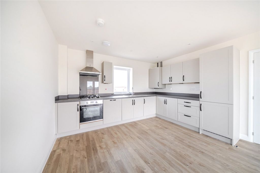 Property photo 3 of 11 Picture No. 04