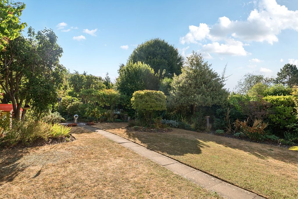 Property photo 3 of 14