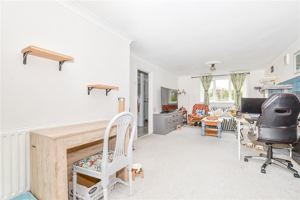 Property photo 3 of 12 Dining Area