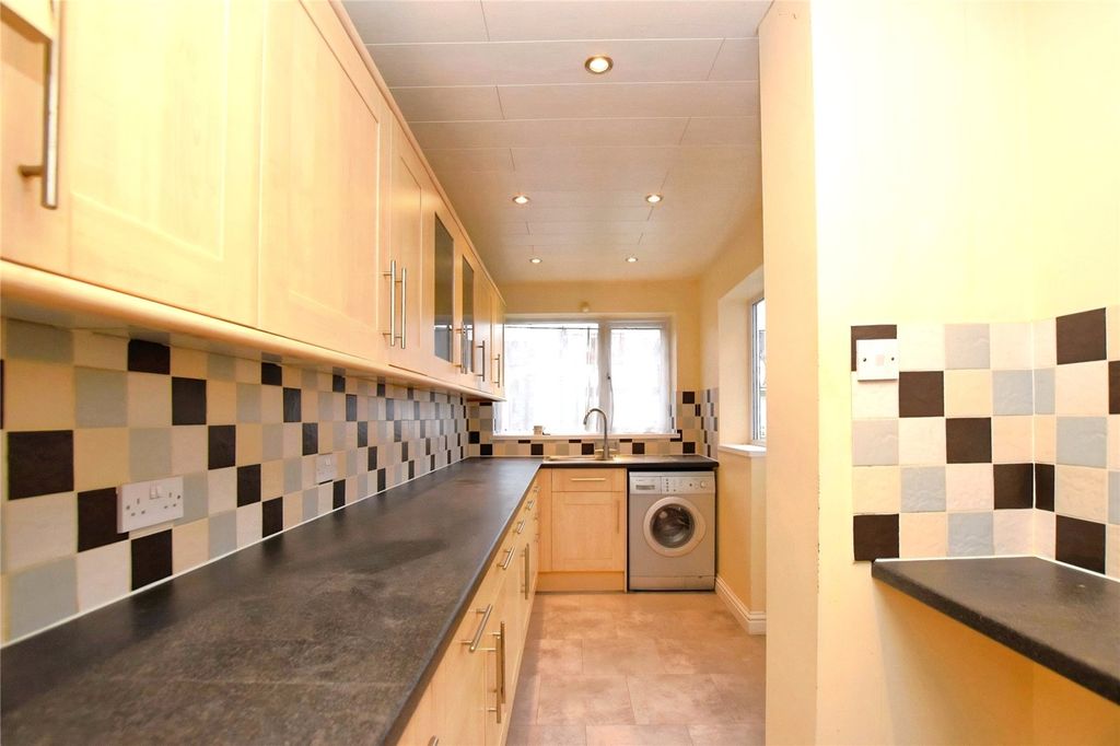 Property photo 2 of 10 Picture No. 08