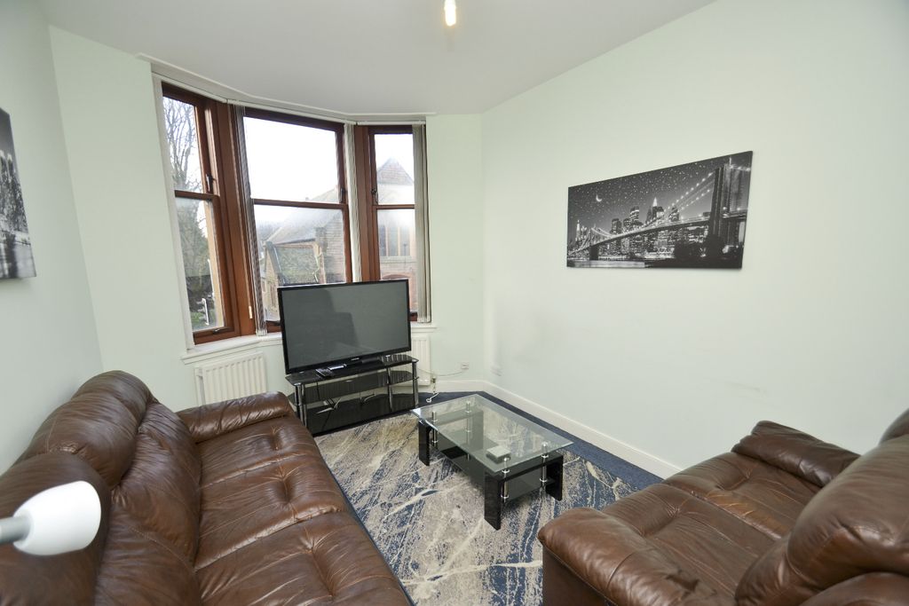 Property photo 2 of 10 4626022