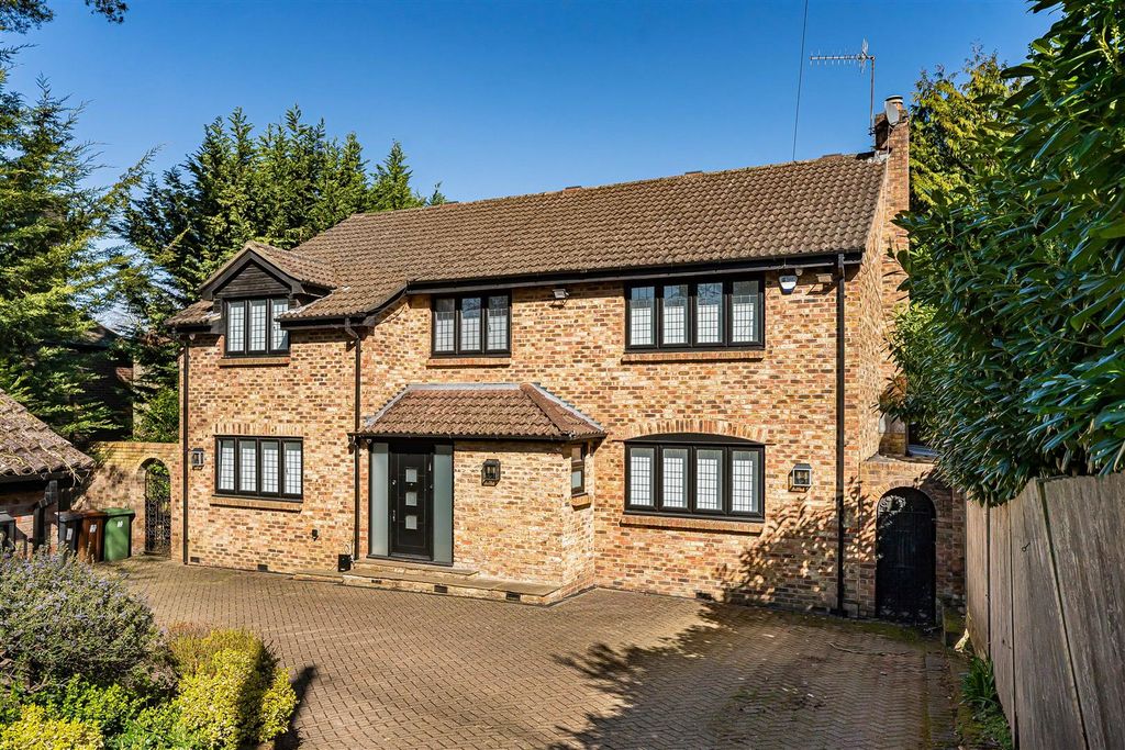 Property photo 2 of 34 18_76417.Jpg