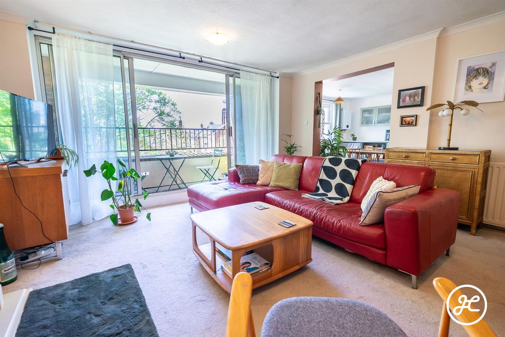 Property photo 2 of 14 Dsc03807.Jpg