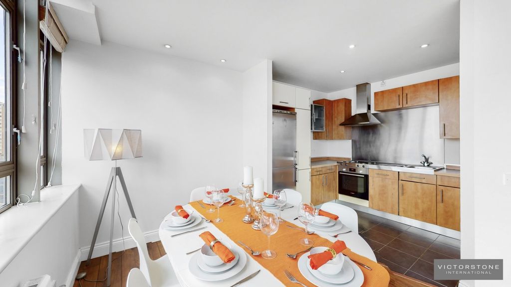 Property photo 3 of 19 2155214