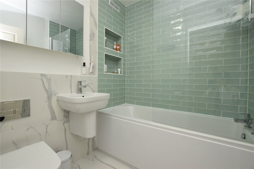 Property photo 3 of 9 Picture No. 04