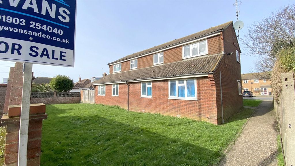 Property photo 1 of 8 Picture No. 10