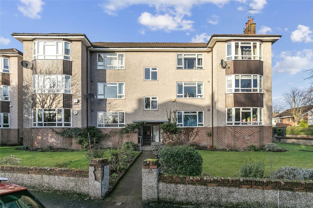 Property photo 1 of 29 Picture No. 15