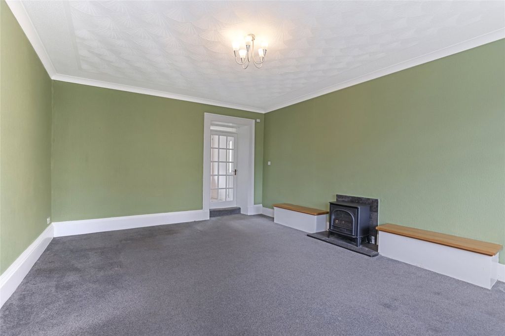 Property photo 3 of 21 Picture No. 13