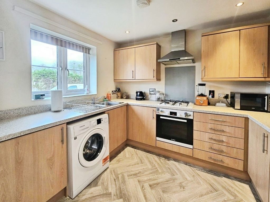 Property photo 2 of 19 Pbox-Img.Jpg