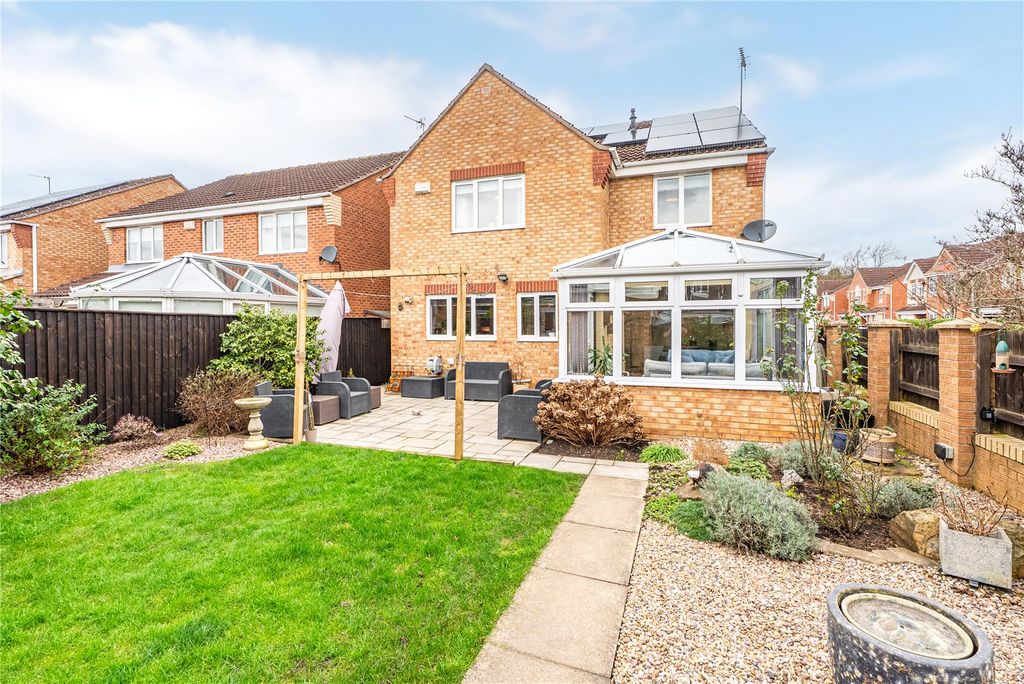 Property photo 2 of 35 Picture No. 36