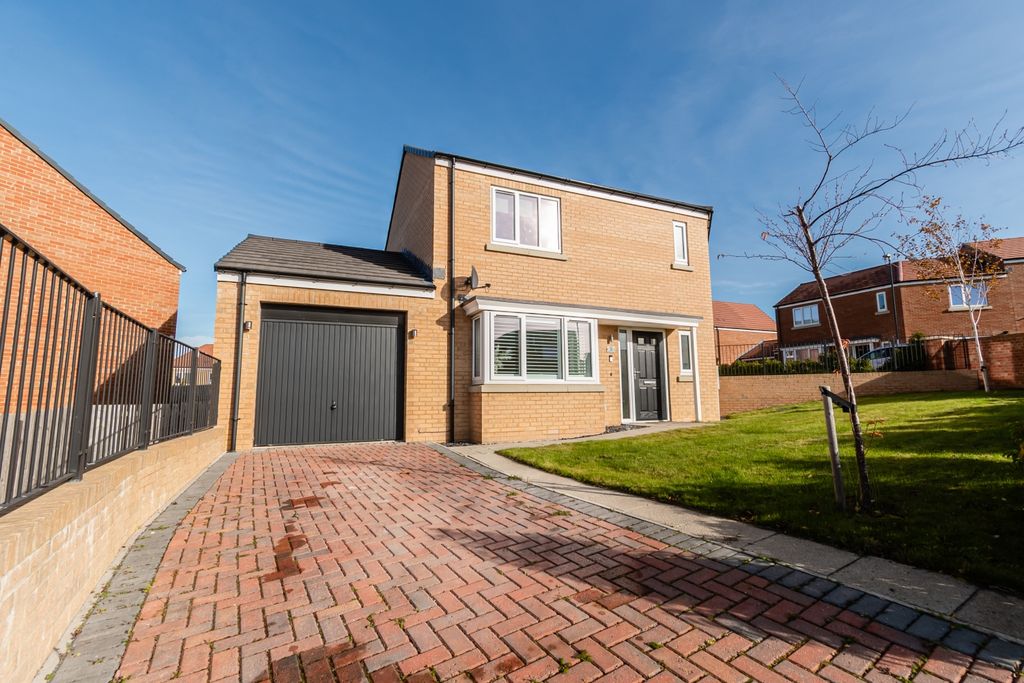 Property photo 1 of 19 _Dsc1425-Hdr