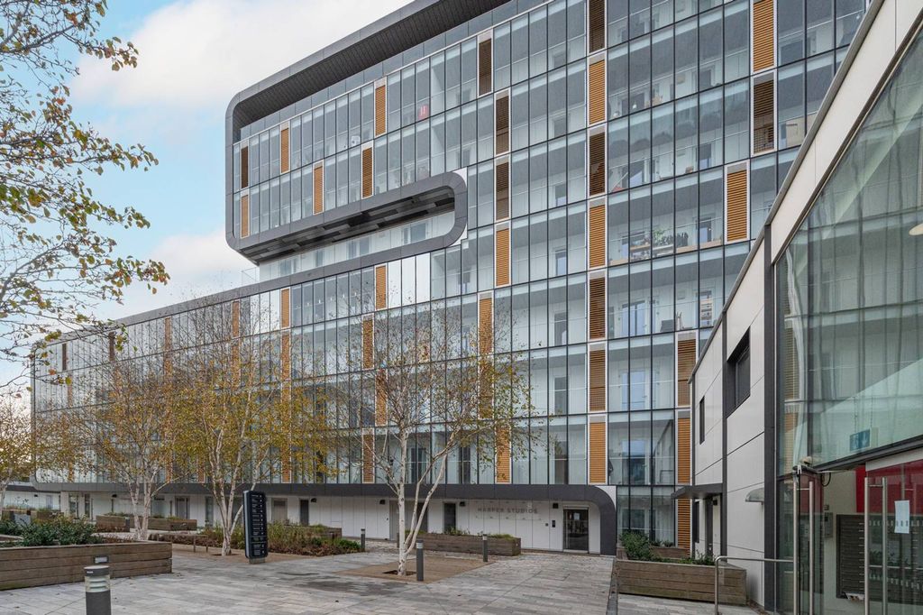 Property photo 3 of 9