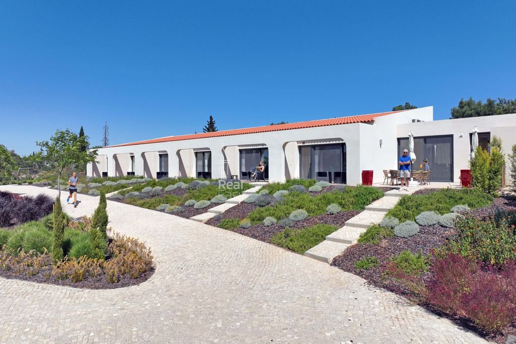 Property photo 1 of 36