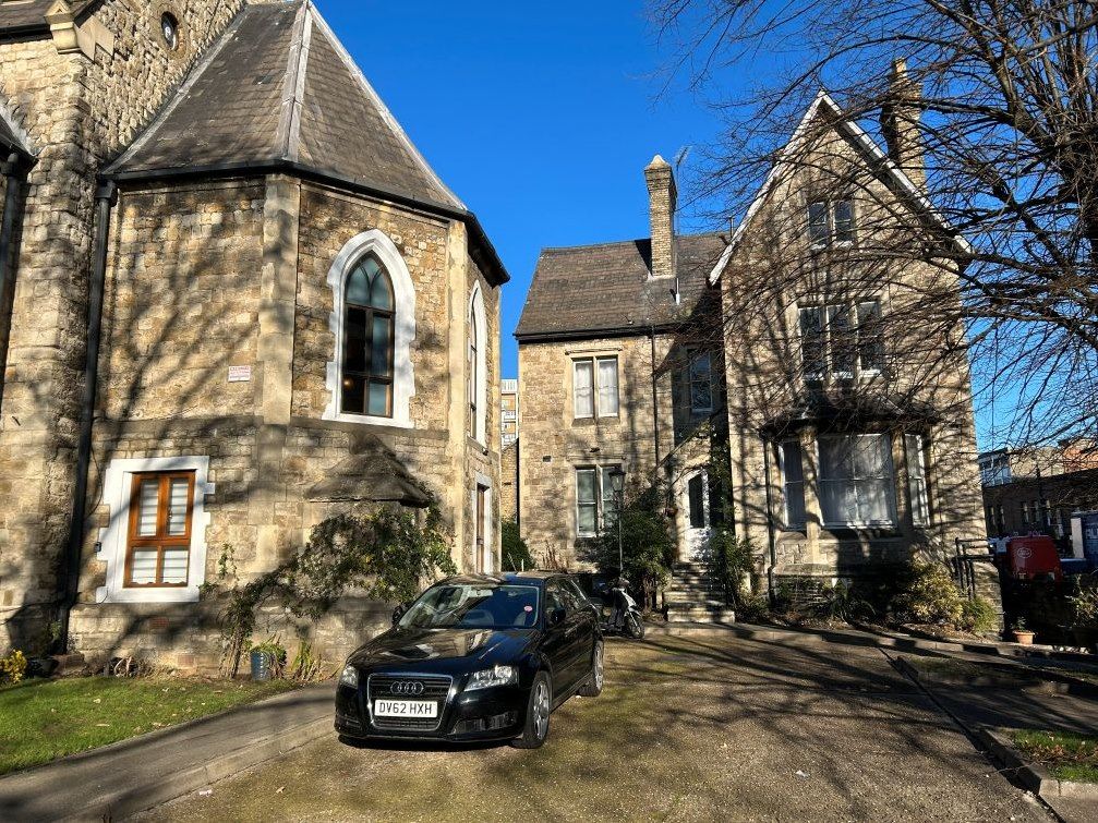 Property photo 1 of 10