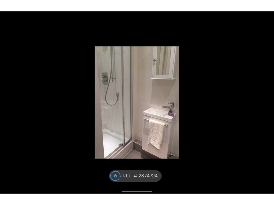 Property photo 3 of 6 Ensuite Bathroom