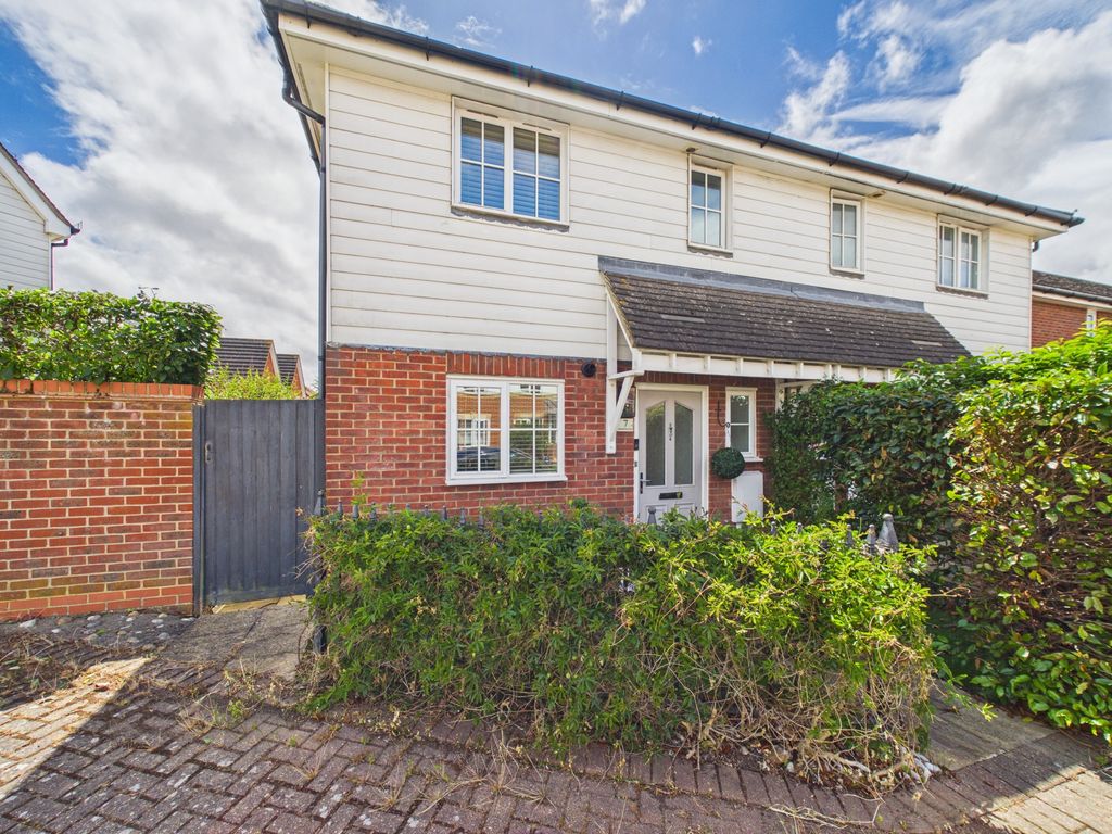 Property photo 1 of 9