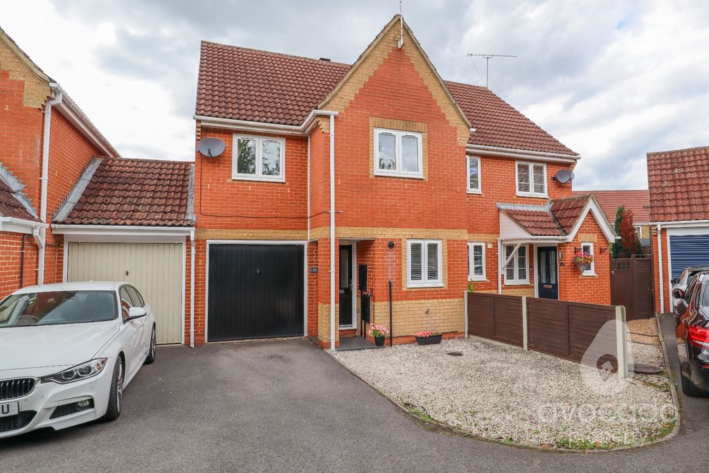 Property photo 1 of 13 4412392