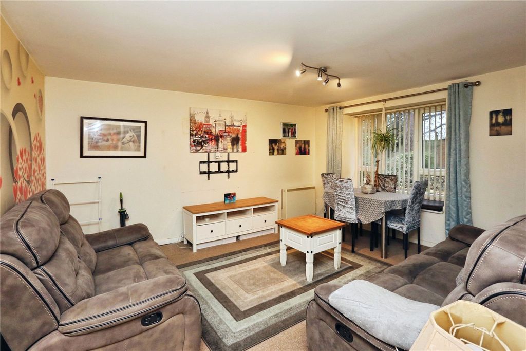 Property photo 2 of 11 Picture No. 04