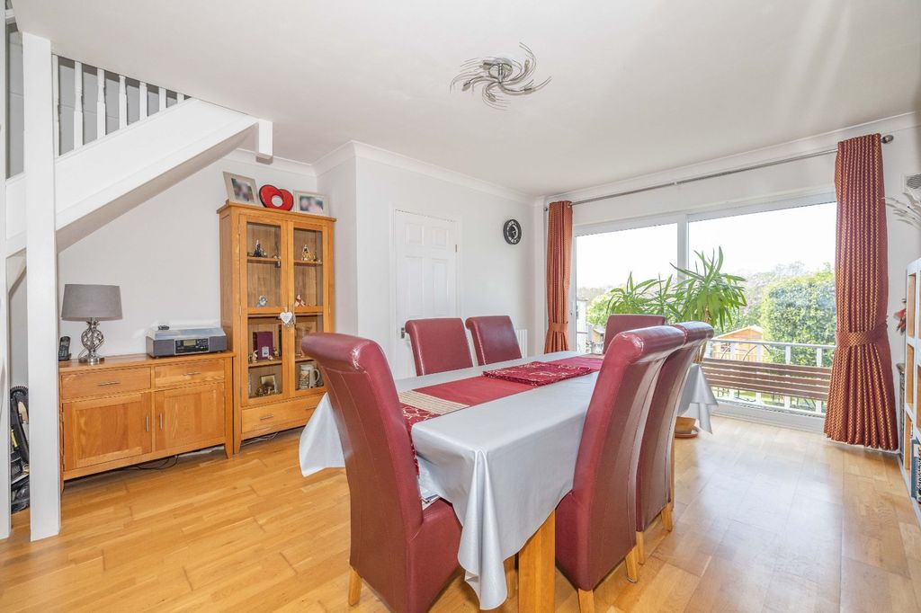 Property photo 2 of 14 Picture 2