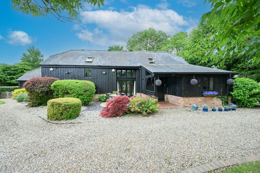 Property photo 3 of 18