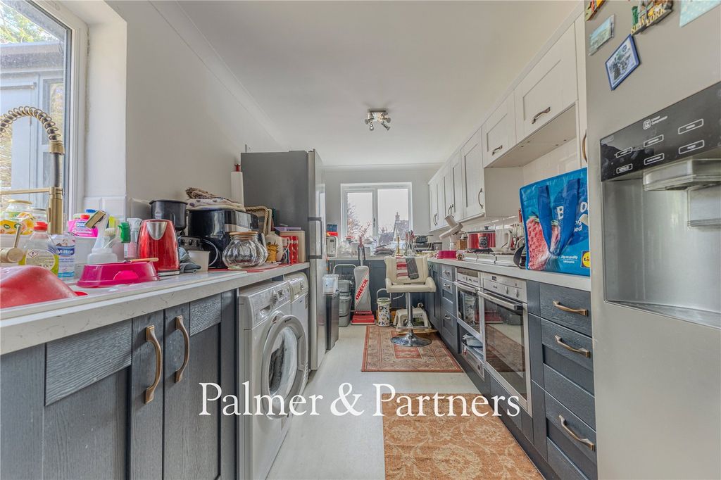 Property photo 3 of 15 Picture No. 04