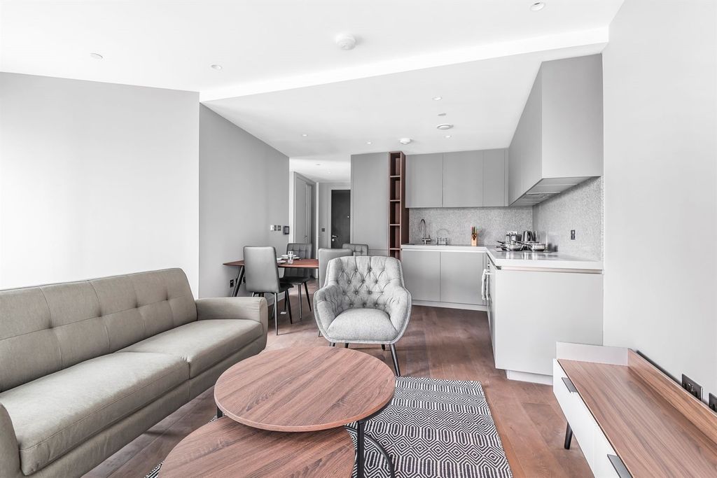 Property photo 1 of 20 (Main)