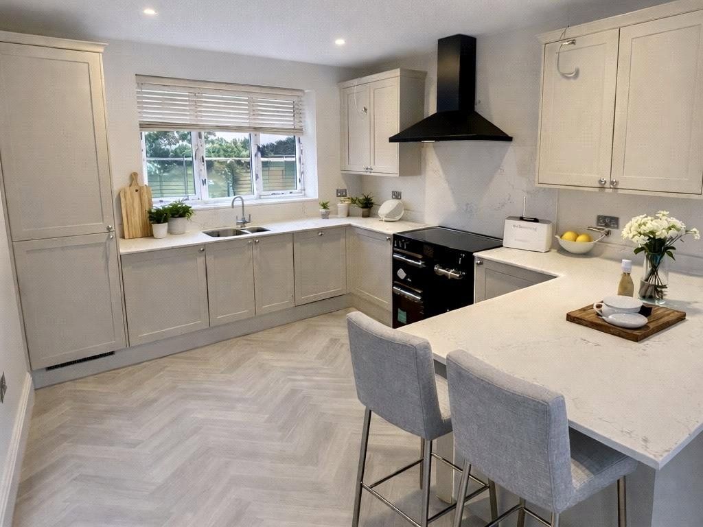 Property photo 2 of 10 Picture No. 26