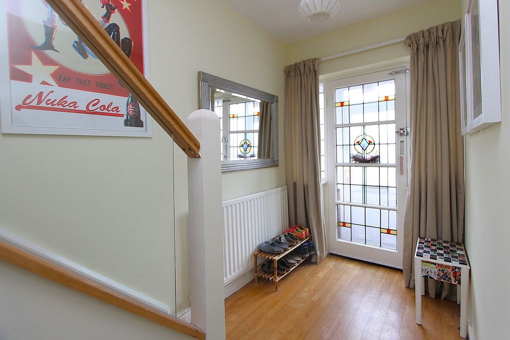 Property photo 3 of 22