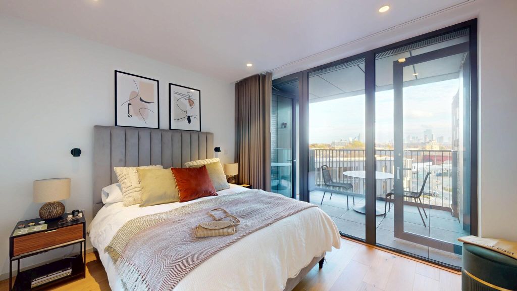 Property photo 3 of 29 Bedroom