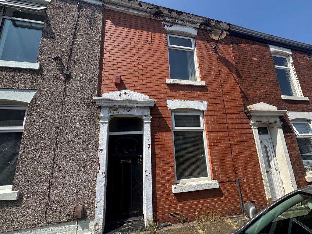 Property photo 1 of 7