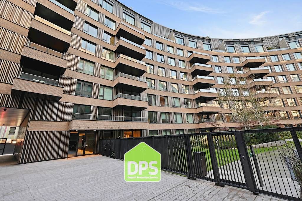 Property photo 3 of 15 06-d0Dfgcscl - Flat 606 6 Wood Crescent - Exterior