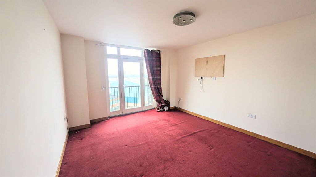 2 bed flat for saleDock Road, Birkenhead CH41 photo 5