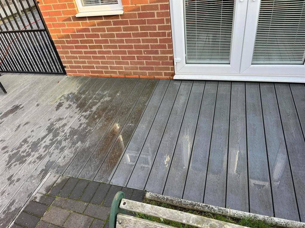 Property photo 3 of 7 Photo 2