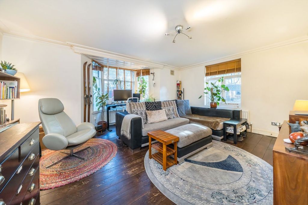 Property photo 2 of 6
