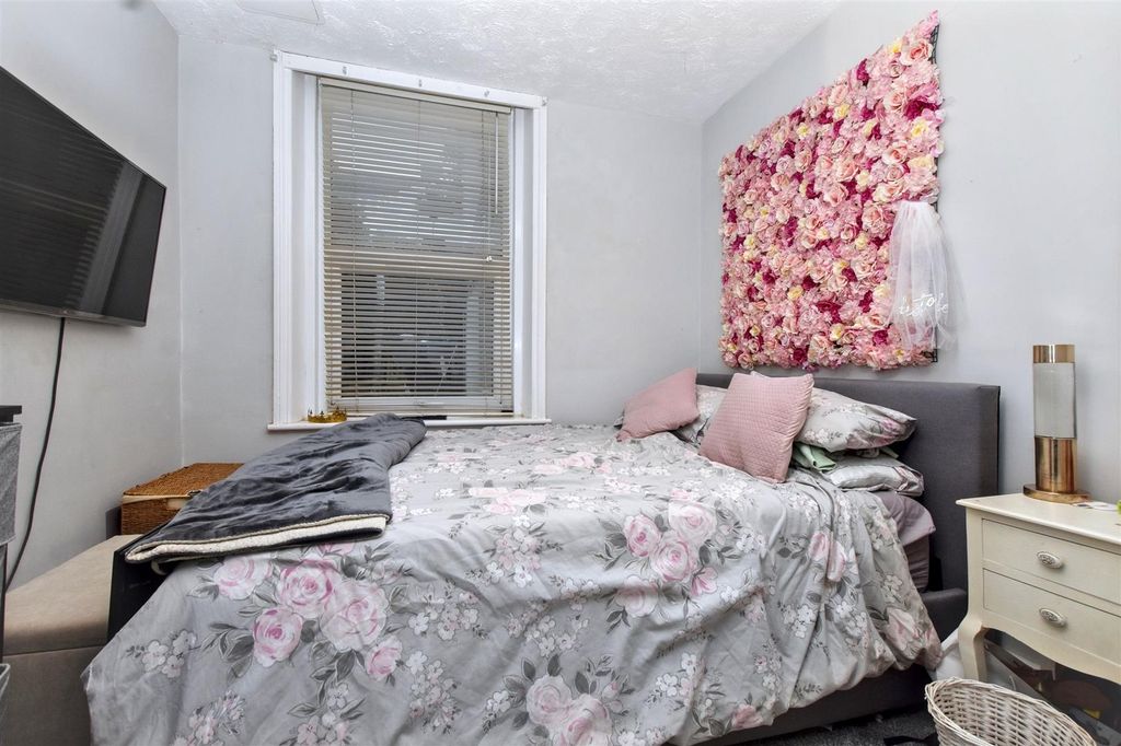 Additional image 9 of 1 bed flat for saleLangney Road, Eastbourne BN21
