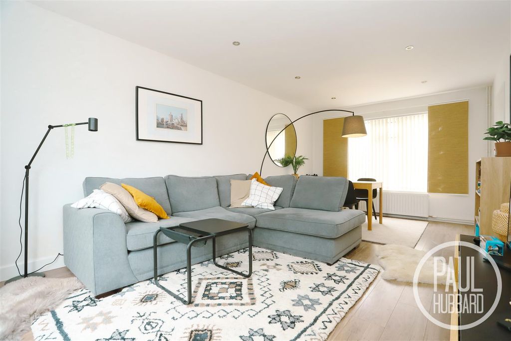 Property photo 2 of 15 Img_3421-2.Jpg