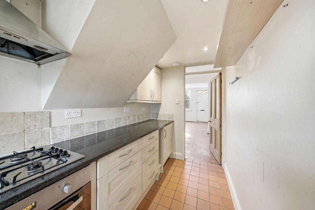 Property photo 2 of 12